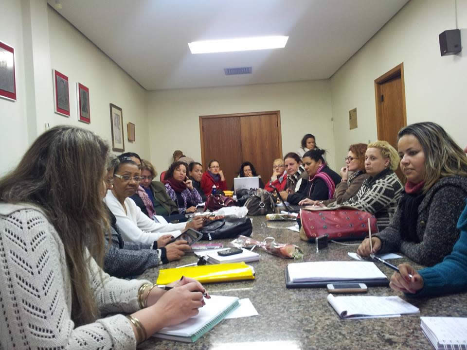 Reunião nacional com mulheres para direcionamento das ações de formação